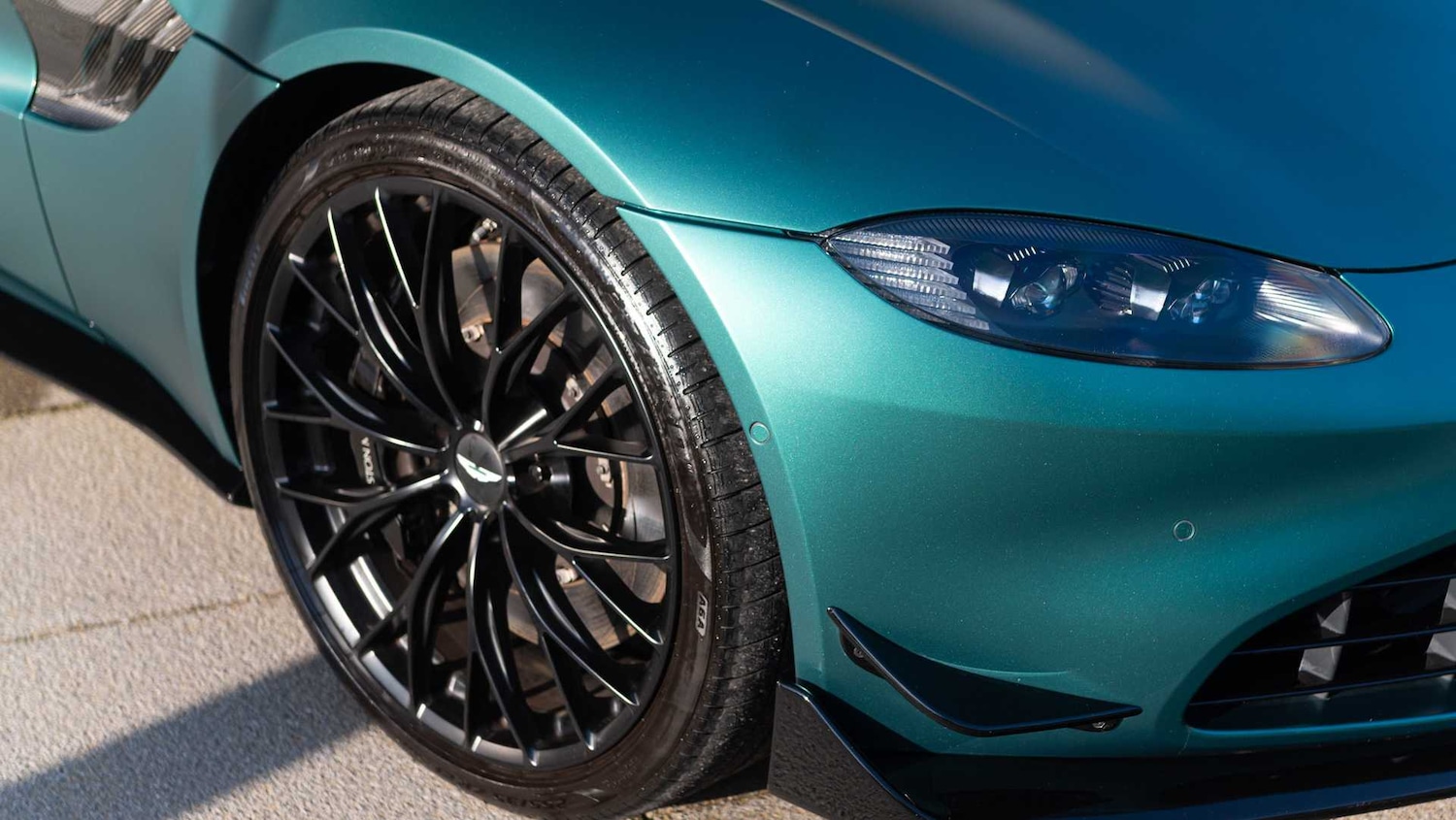 Used Aston Martin Vantage 2022 for sale - 76842966: Photo 20