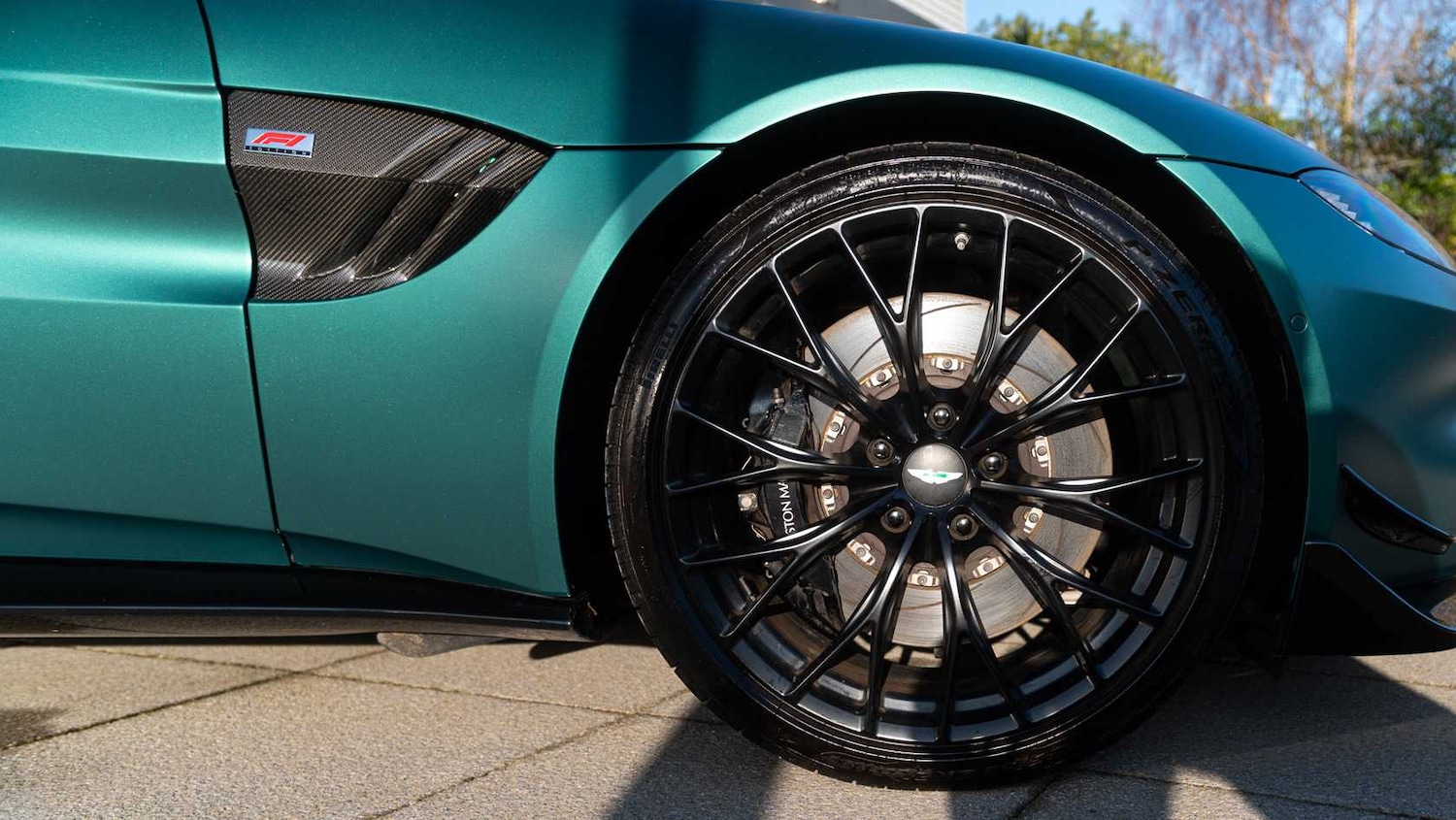 Used Aston Martin Vantage 2022 for sale - 76842966: Photo 4