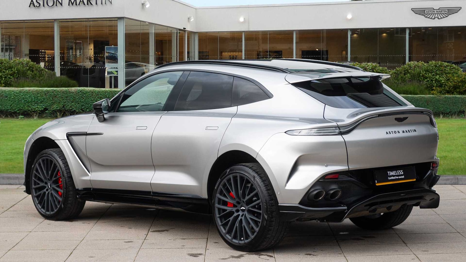 Used Aston Martin DBX 2024 for sale - 77674596: Photo 2