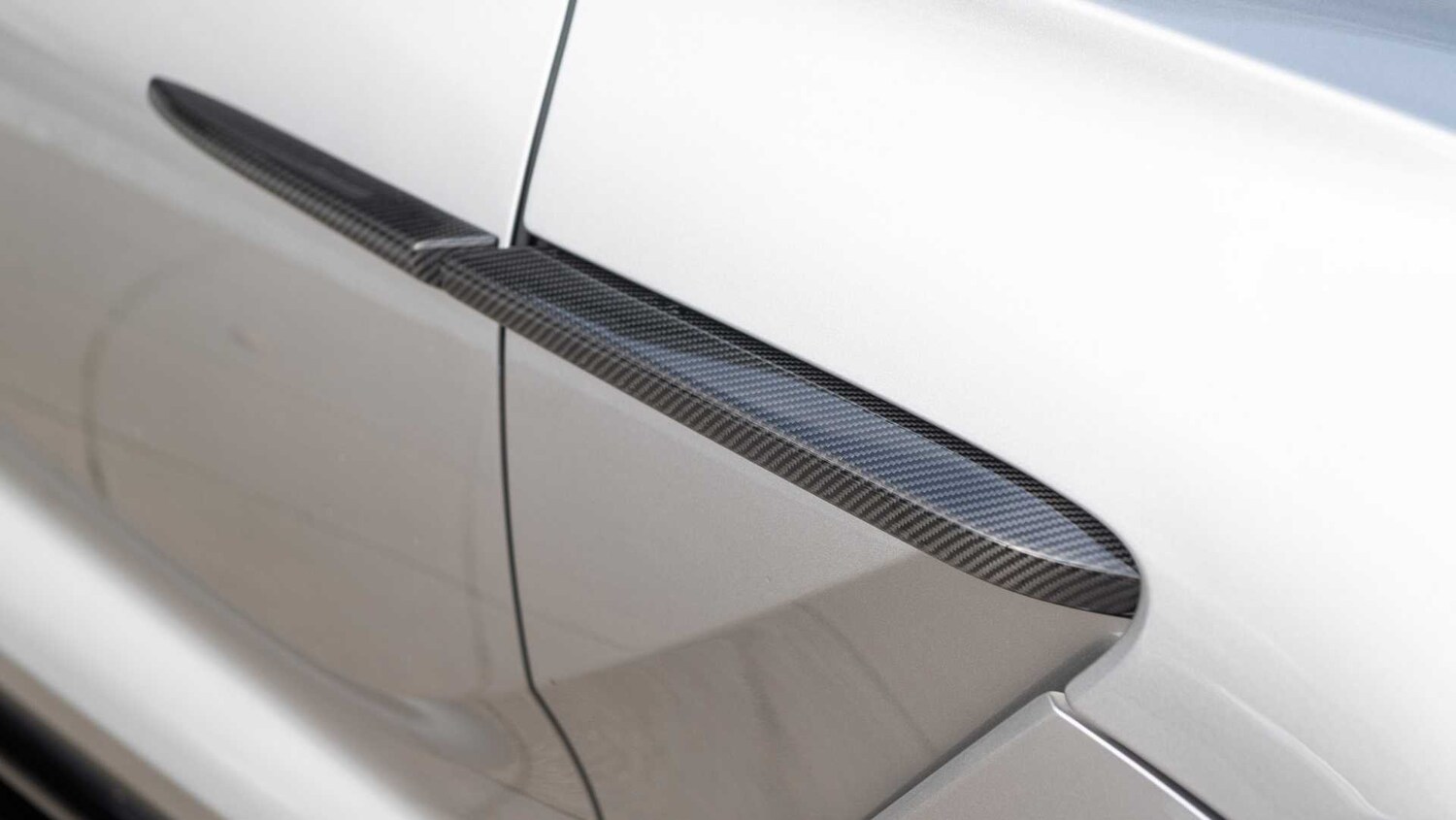 Used Aston Martin DBX 2024 for sale - 77674596: Photo 9