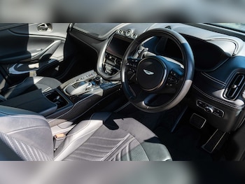Used Aston Martin DBX 2024 for sale - 78464655: Photo
