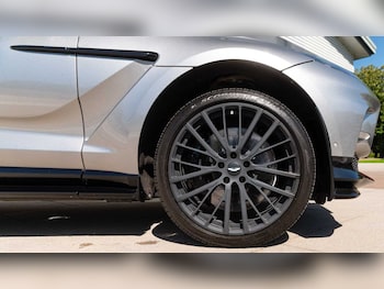 Used Aston Martin DBX 2024 for sale - 78464655: Photo