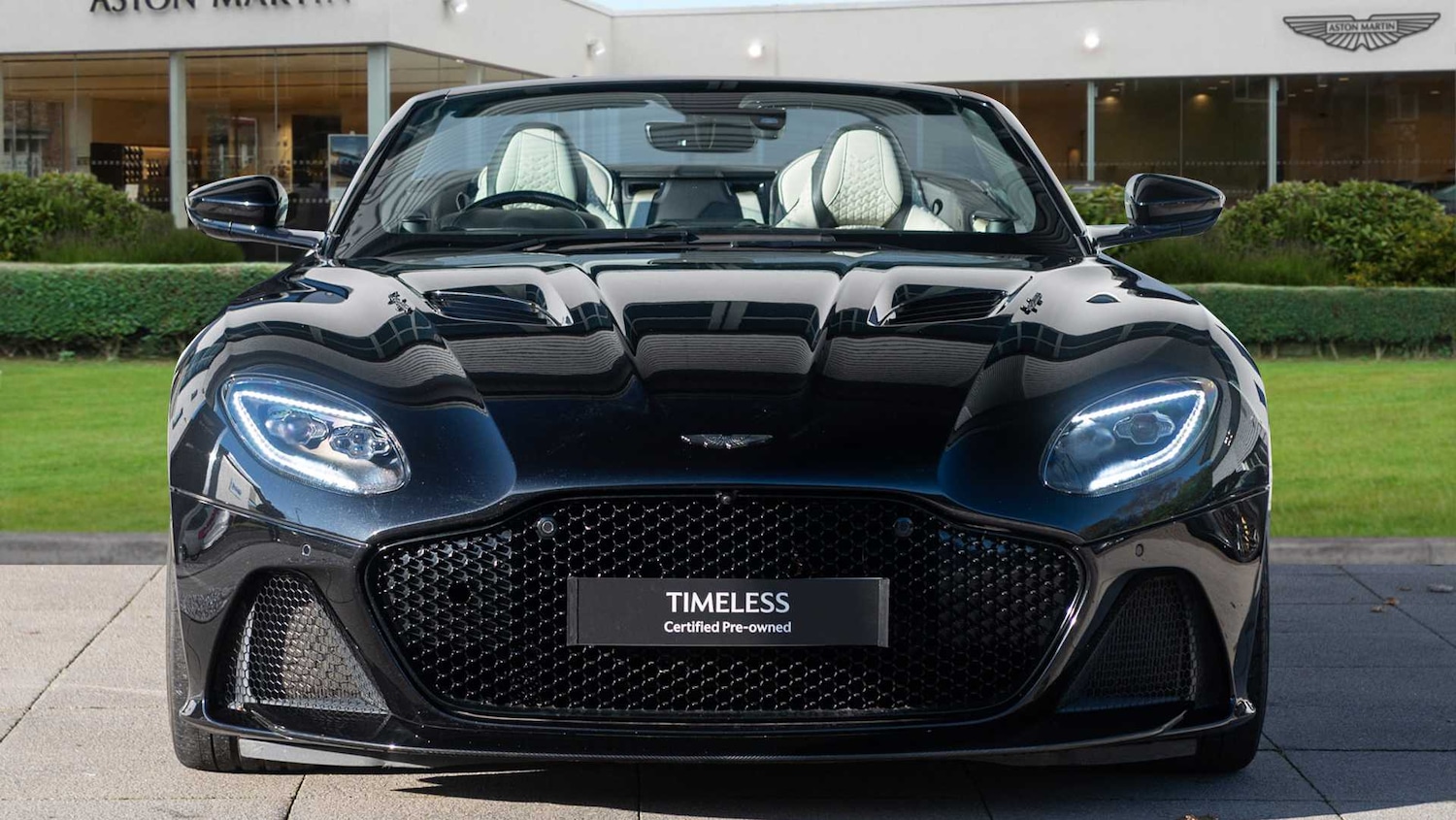 Used Aston Martin DBS 2021 for sale - 76668972: Photo 7