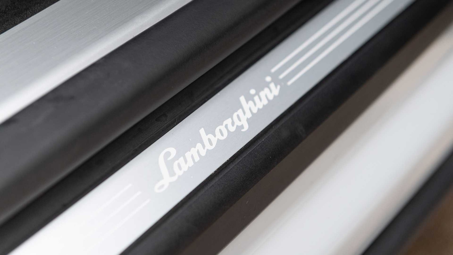 Used Lamborghini Urus 2024 for sale - 77458648: Photo 14