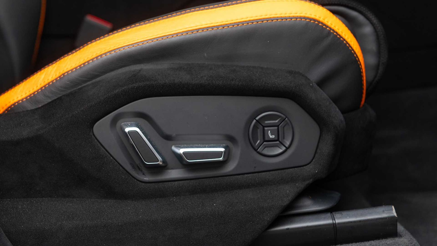 Used Lamborghini Urus 2024 for sale - 77458648: Photo 16