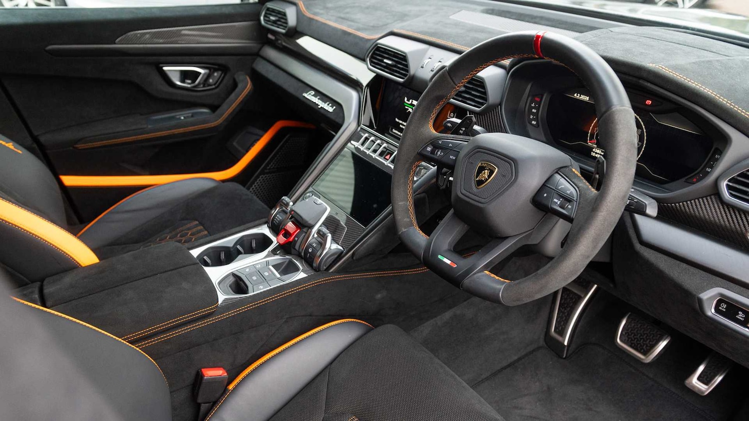 Used Lamborghini Urus 2024 for sale - 77458648: Photo 3