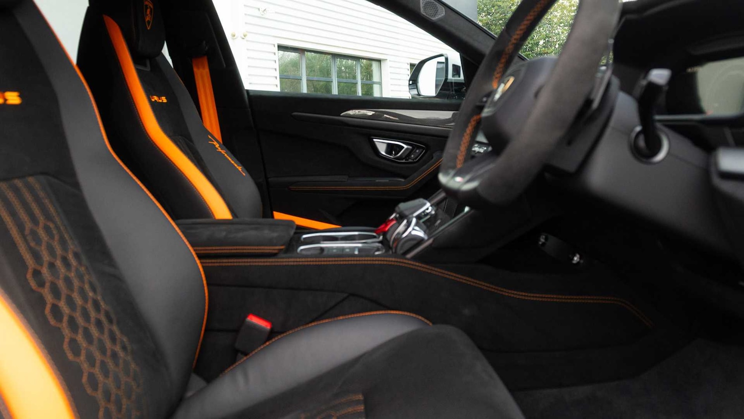 Used Lamborghini Urus 2024 for sale - 77458648: Photo 31