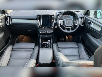 Used Volvo XC40 2019 for sale - 76263176: Photo