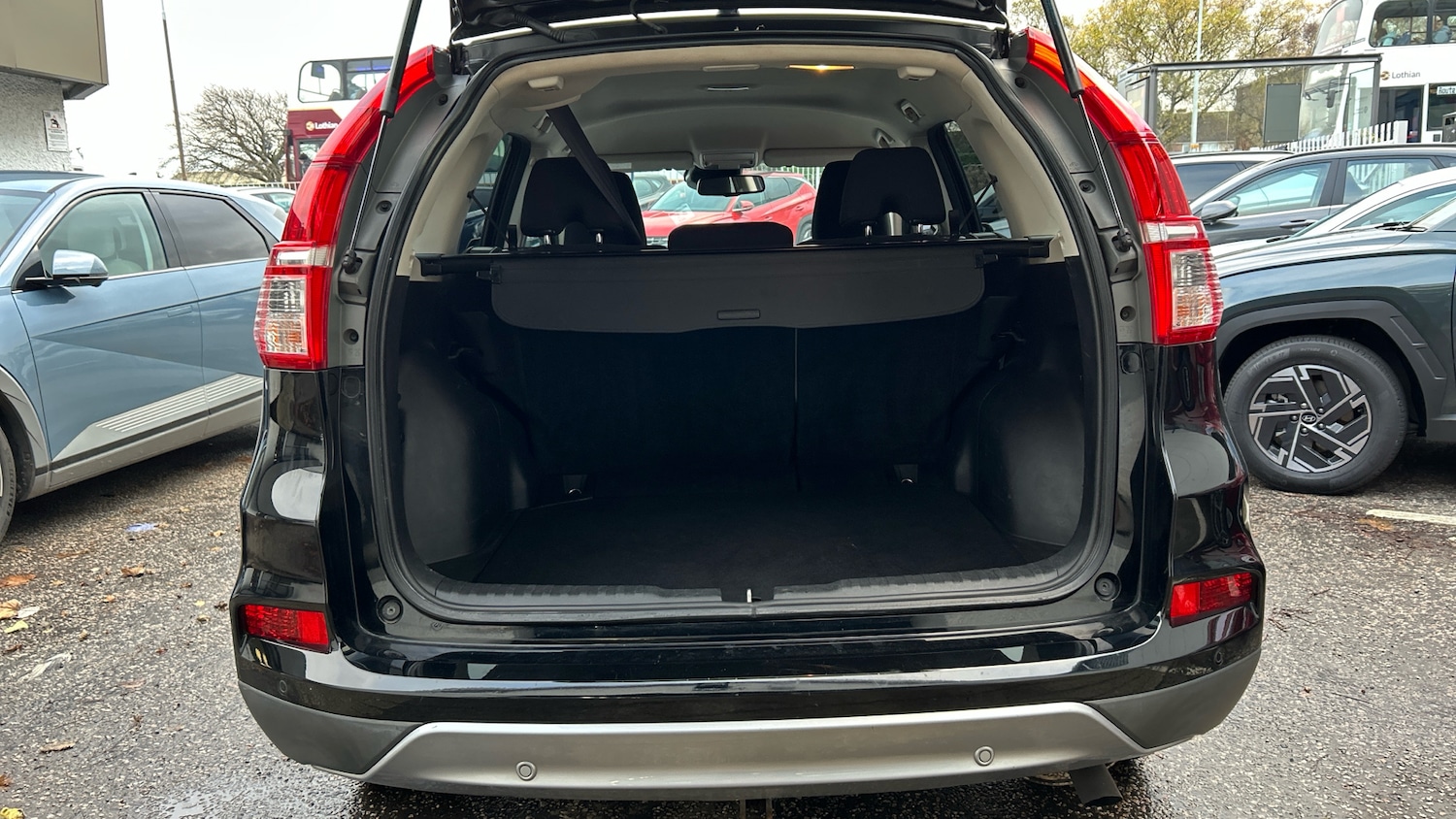 Used Honda CR-V 2017 for sale - 76980716: Photo 3