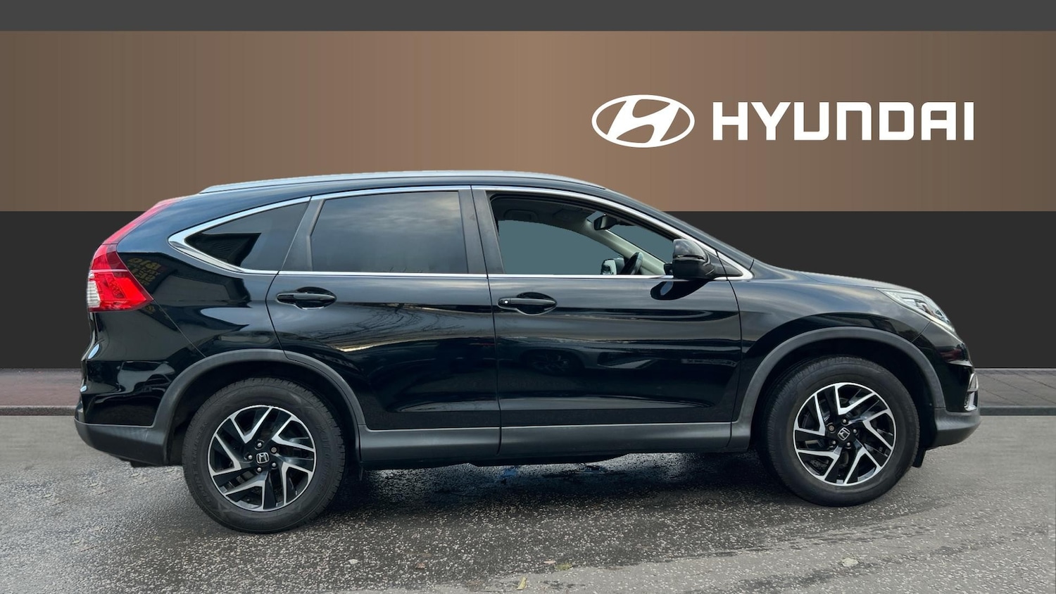 Used Honda CR-V 2017 for sale - 76980716: Photo 4