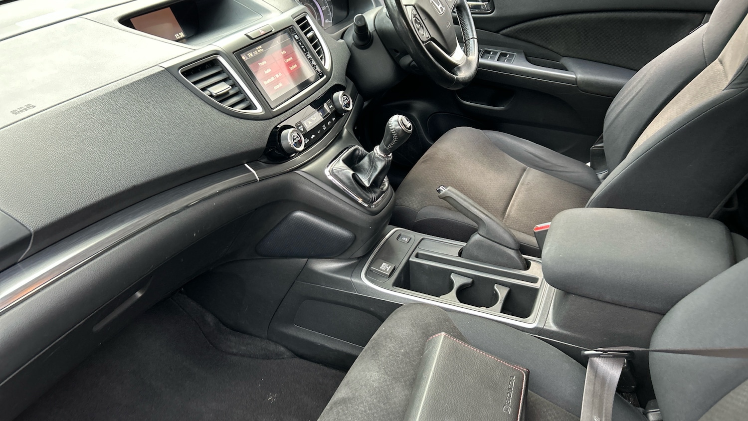 Used Honda CR-V 2017 for sale - 76980716: Photo 7