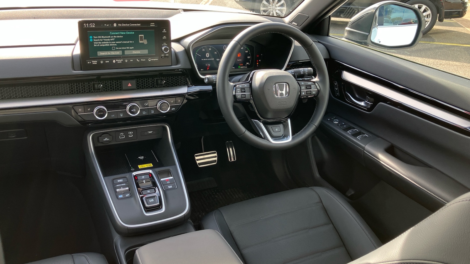 Used Honda CR-V 2025 for sale - 76146456: Photo 2