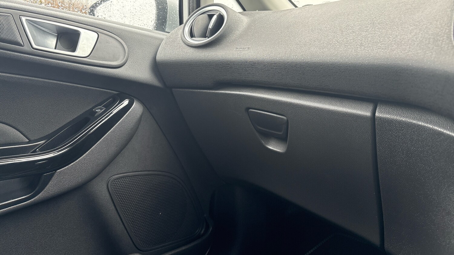 Used Ford Fiesta 2016 for sale - 77973873: Photo 26