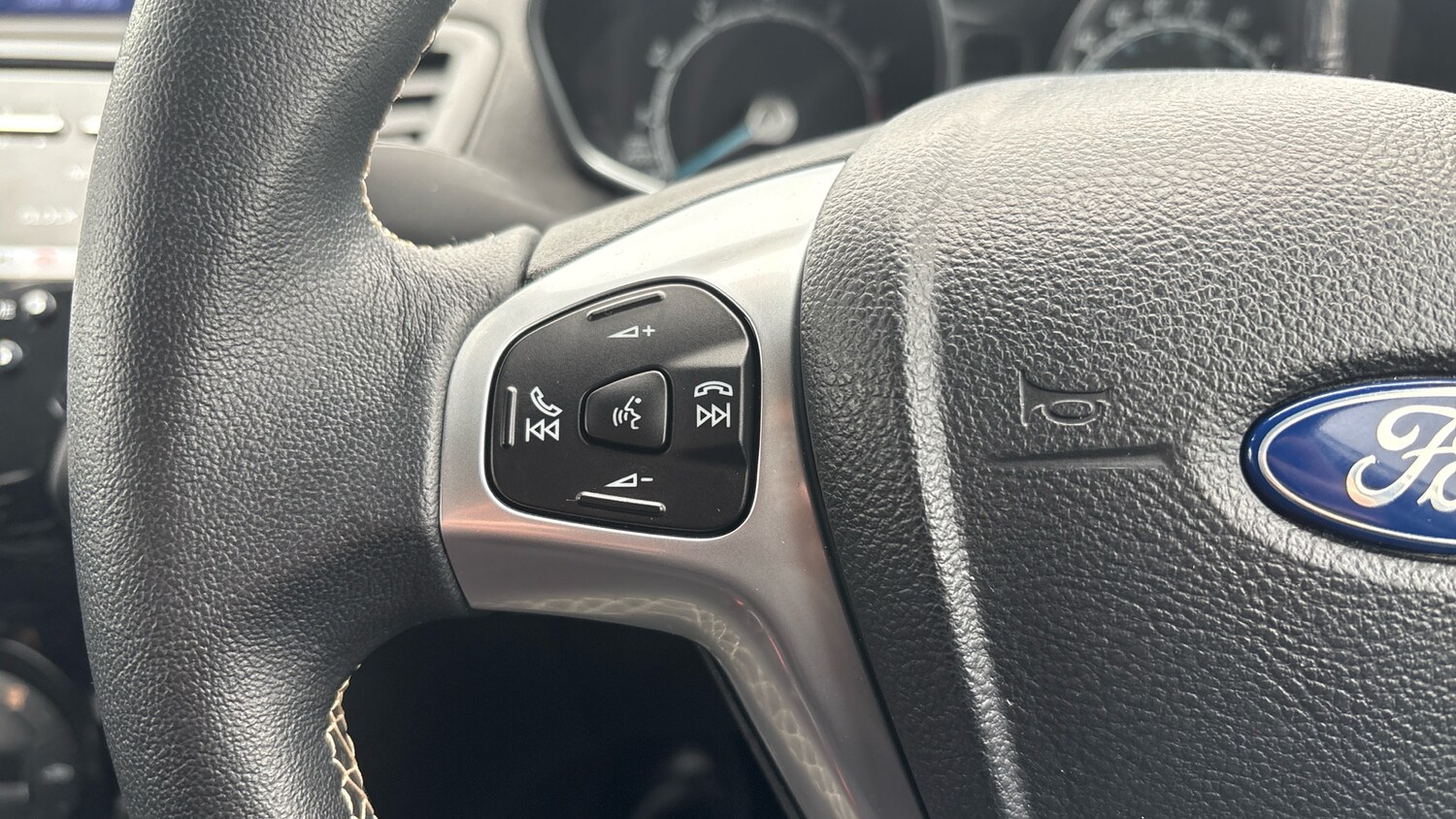 Used Ford Fiesta 2016 for sale - 77973873: Photo 28