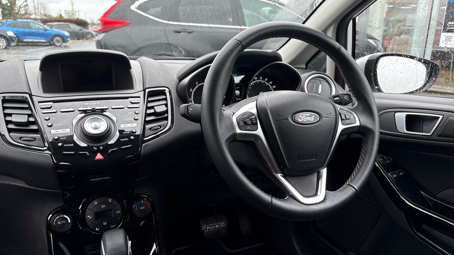 Used Ford Fiesta 2016 for sale - 77973873: Photo 9