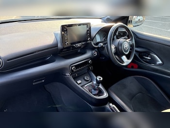 Used Toyota Yaris 2021 for sale - 78331820: Photo