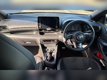 Used Toyota Yaris 2021 for sale - 78331820: Photo