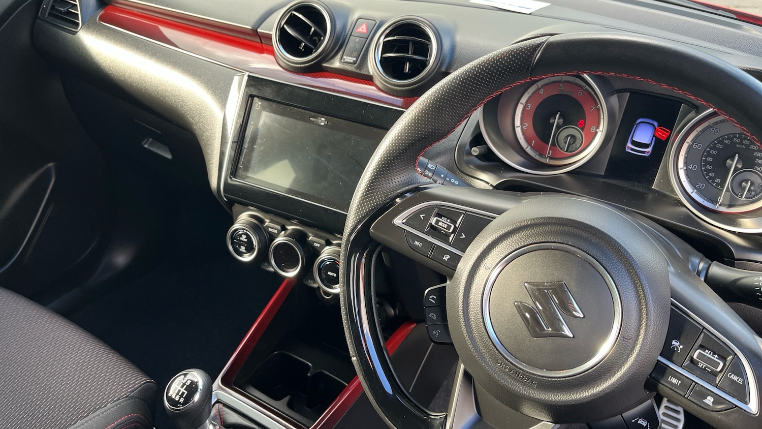 Used Suzuki Swift 2021 for sale - 77639096: Photo 14