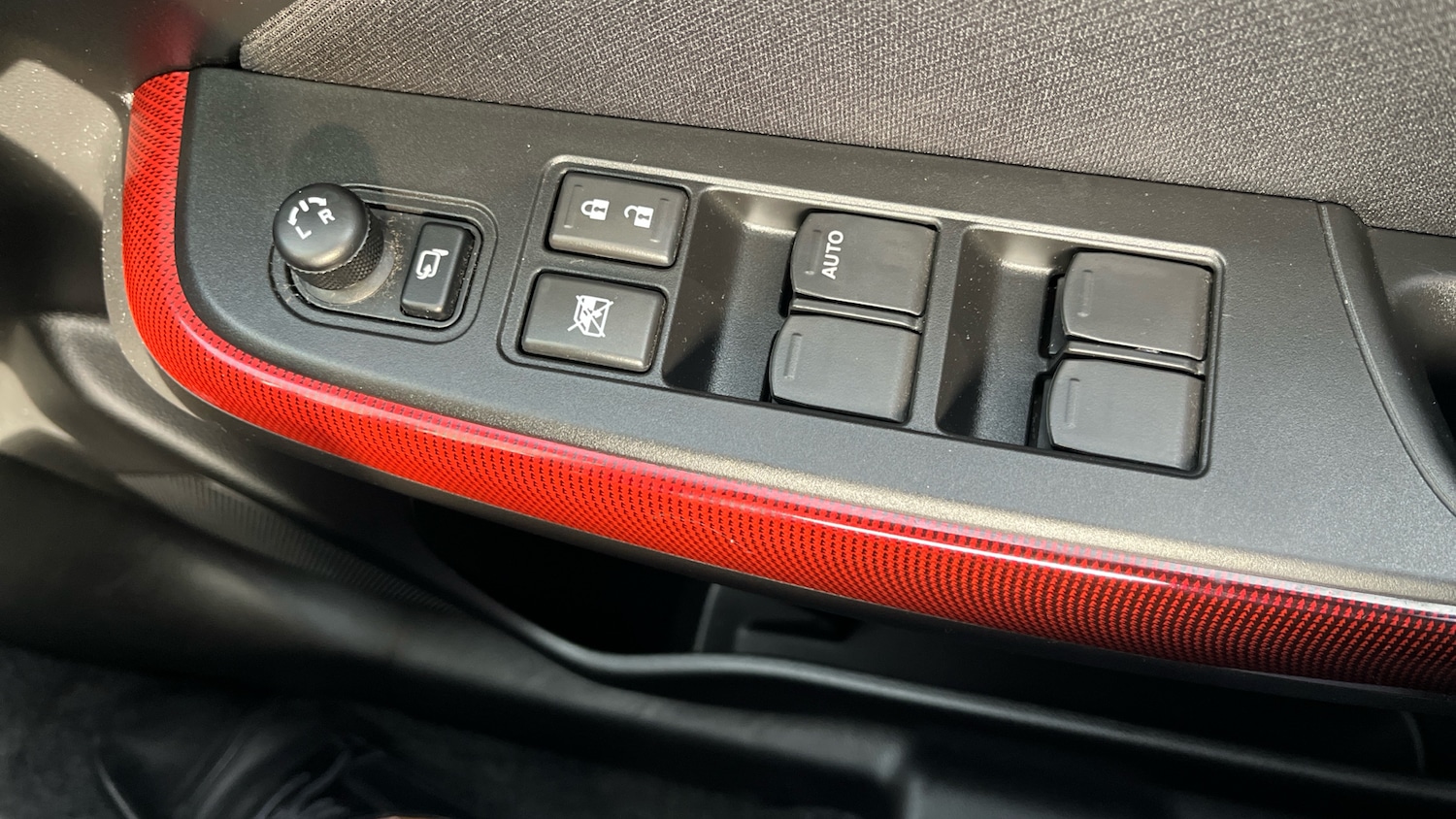 Used Suzuki Swift 2021 for sale - 77639096: Photo 38