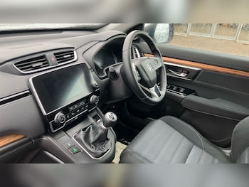 Used Honda CR-V 2019 for sale - 74996602: Photo