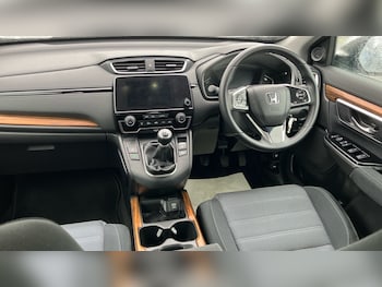 Used Honda CR-V 2019 for sale - 74996602: Photo