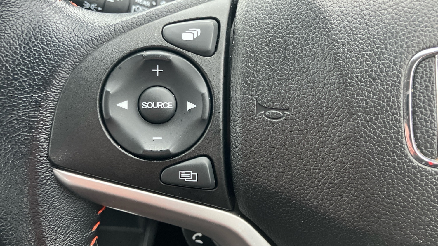 Used Honda Jazz 2018 for sale - 76627732: Photo 22