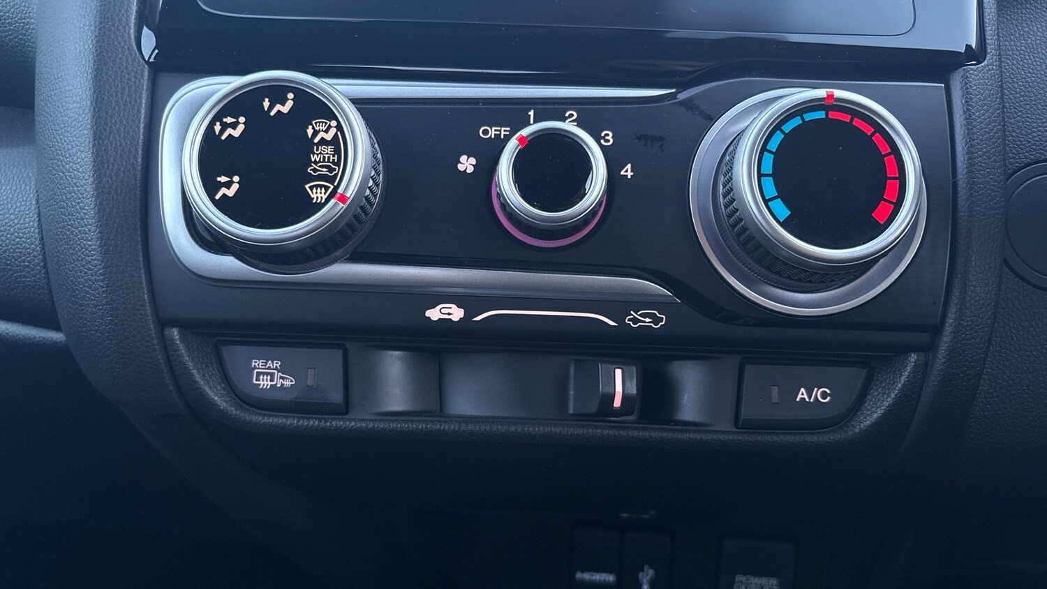 Used Honda Jazz 2019 for sale - 76544228: Photo 22