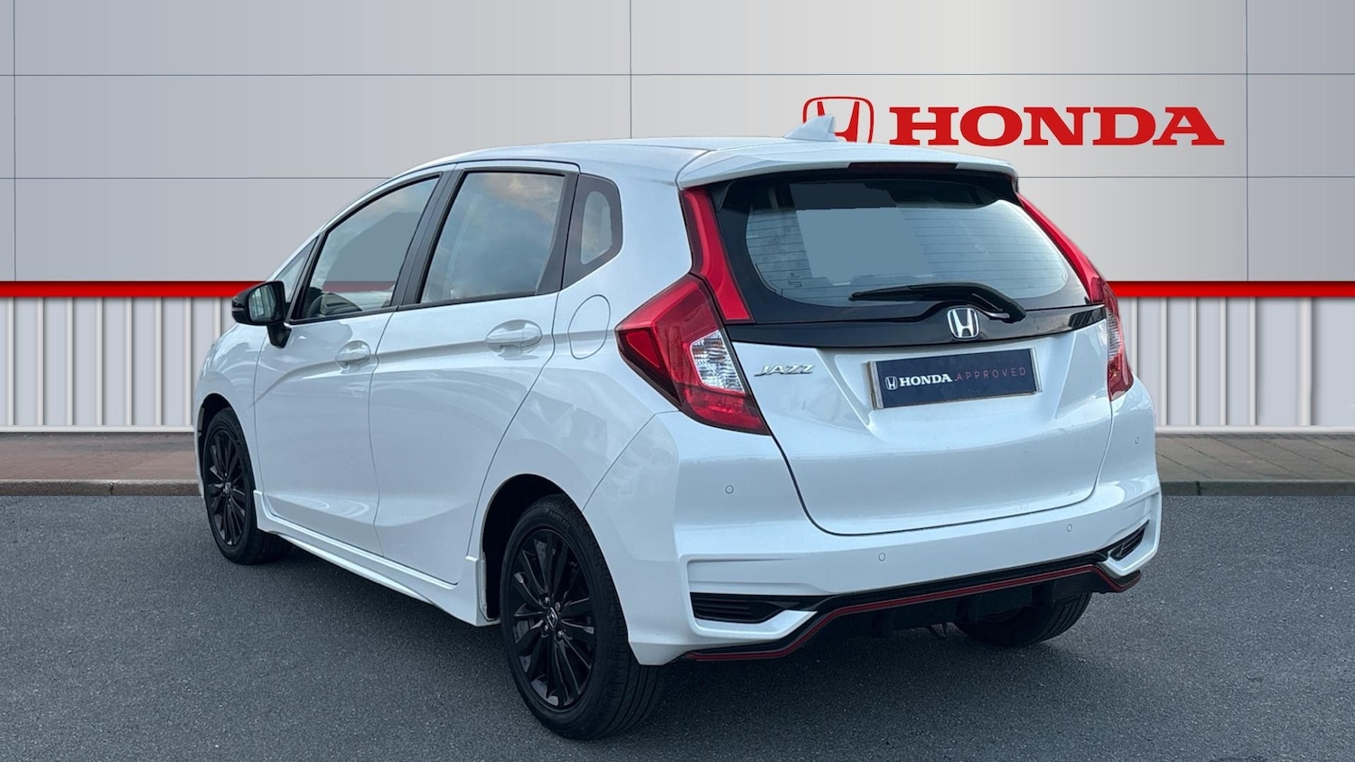 Used Honda Jazz 2019 for sale - 76544228: Photo 3
