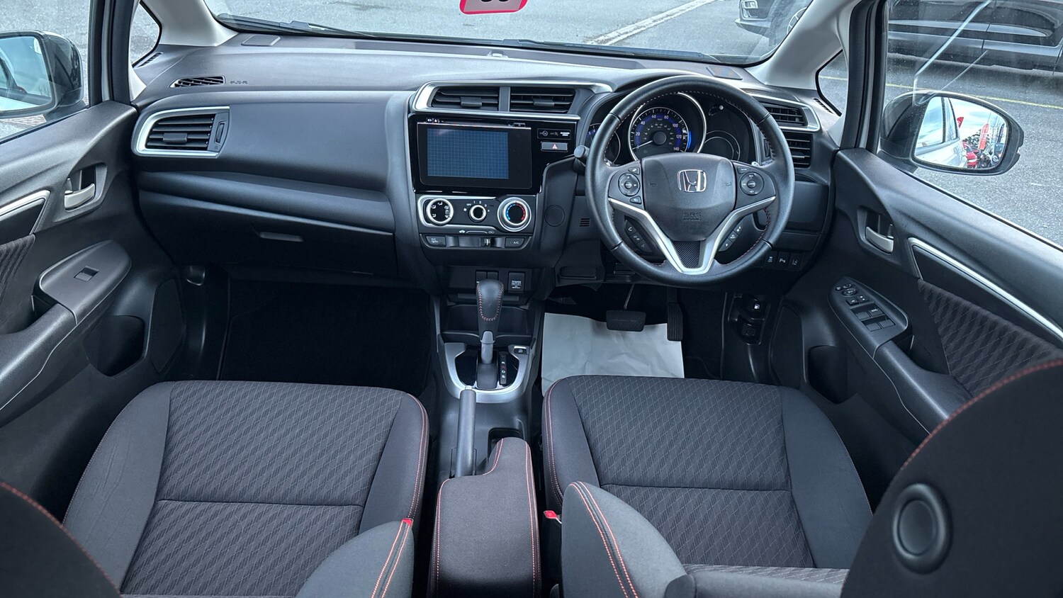 Used Honda Jazz 2019 for sale - 76544228: Photo 4