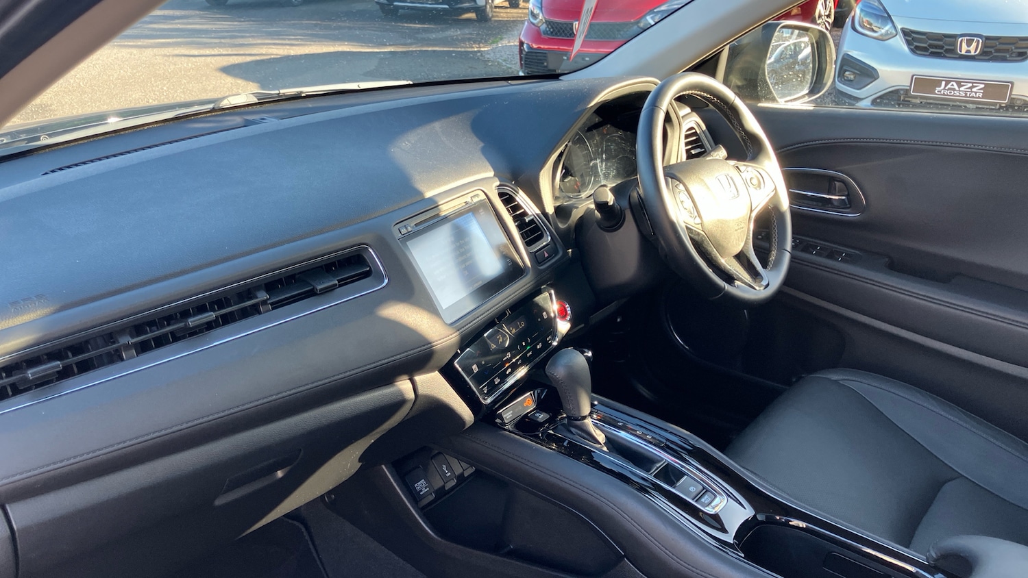 Used Honda HR-V 2019 for sale - 76366827: Photo 2