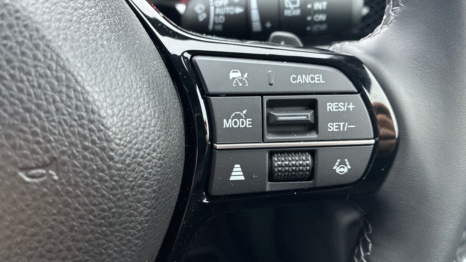 Used Honda CR-V 2025 for sale - 77184778: Photo 15