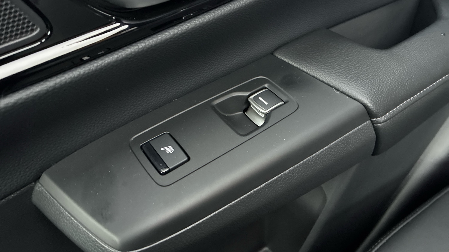 Used Honda CR-V 2025 for sale - 77184778: Photo 30