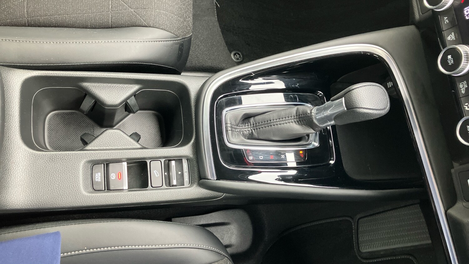 Used Honda HR-V 2023 for sale - 76193758: Photo 34