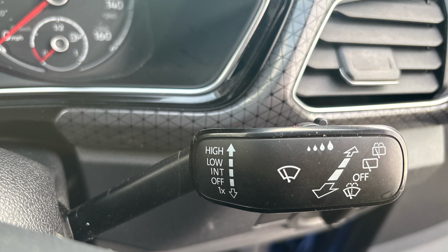 Used Volkswagen T-Cross 2021 for sale - 77222848: Photo 16