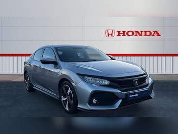 Used Honda Civic 2018 for sale - 76904840: Photo