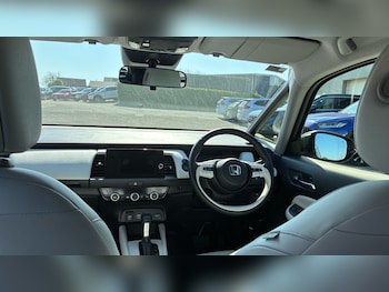 Used Honda Jazz 2023 for sale - 77902265: Photo