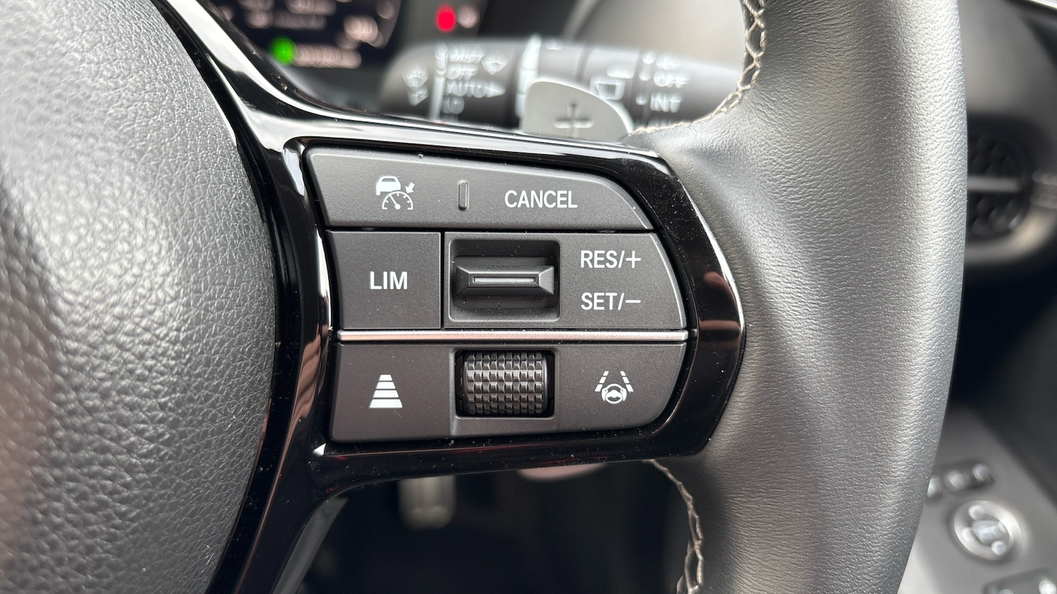 Used Honda ZR-V 2025 for sale - 77282411: Photo 17