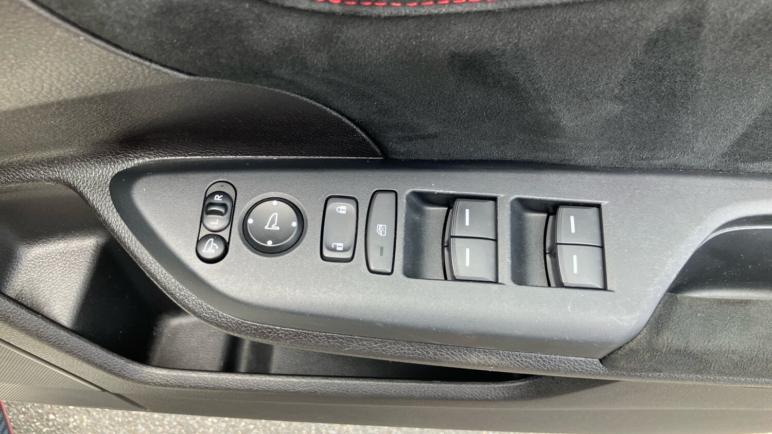 2019 Honda Civic 2.0 VTEC Turbo Type R GT 5dr Petrol Hatchback Hatchback Petrol - Picture 20 of 24