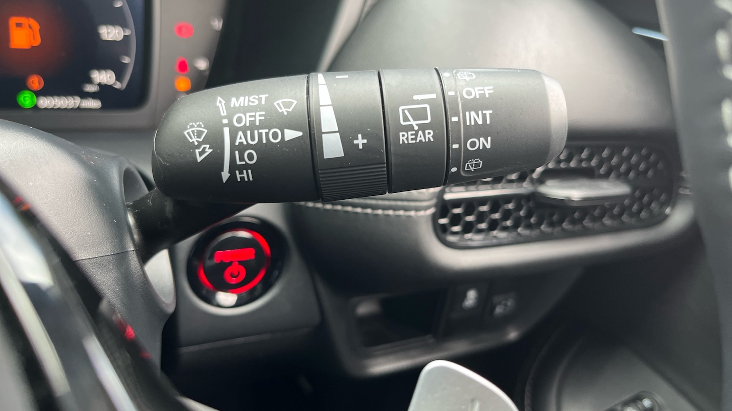 Used Honda ZR-V 2024 for sale - 76490401: Photo 23