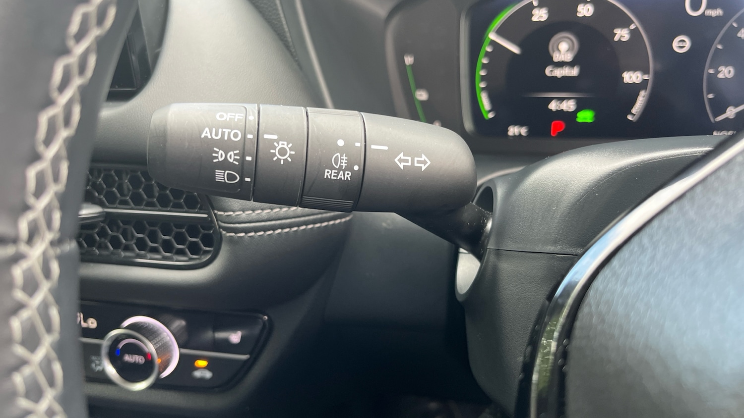 Used Honda ZR-V 2024 for sale - 76490401: Photo 25