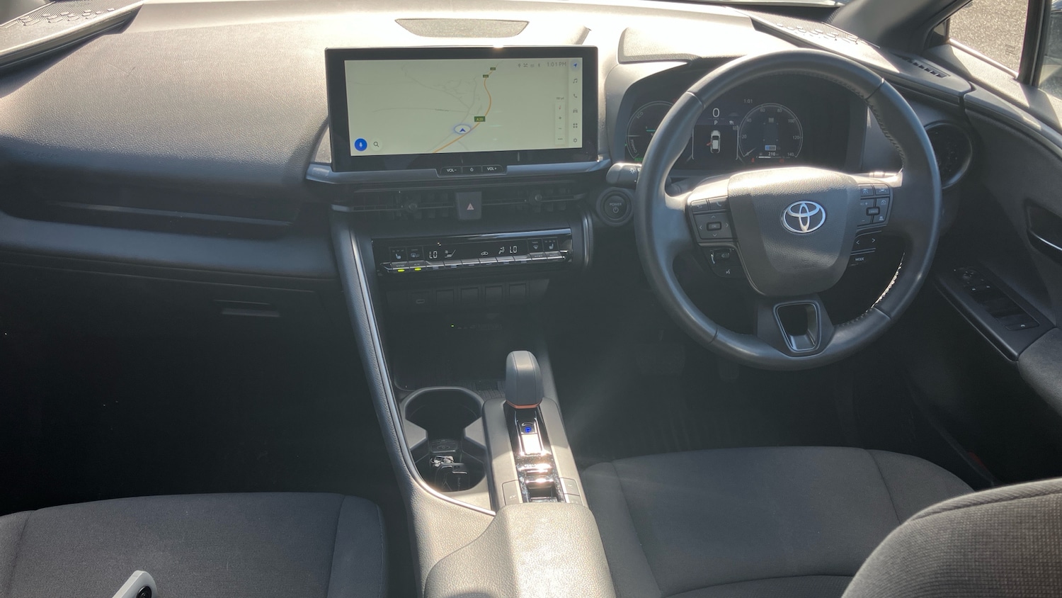 Used Toyota C-HR 2023 for sale - 76057743: Photo 4
