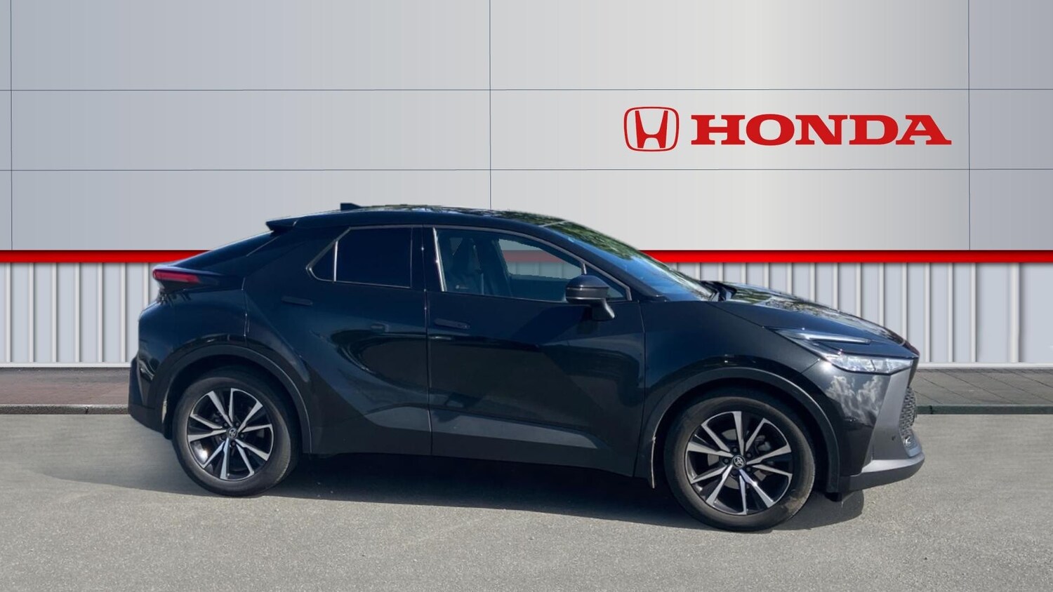 Used Toyota C-HR 2023 for sale - 76057743: Photo 5