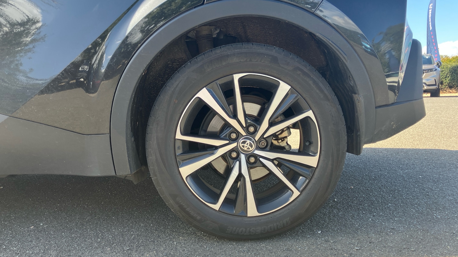 Used Toyota C-HR 2023 for sale - 76057743: Photo 9