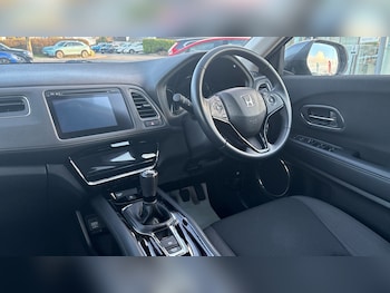 Used Honda HR-V 2020 for sale - 77668373: Photo