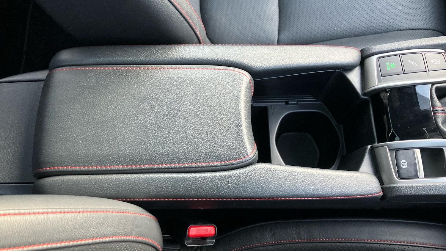 Used Honda Civic 2021 for sale - 76986706: Photo 31