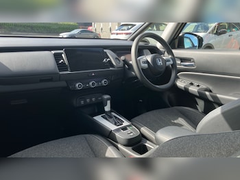 Used Honda Jazz 2023 for sale - 78092573: Photo