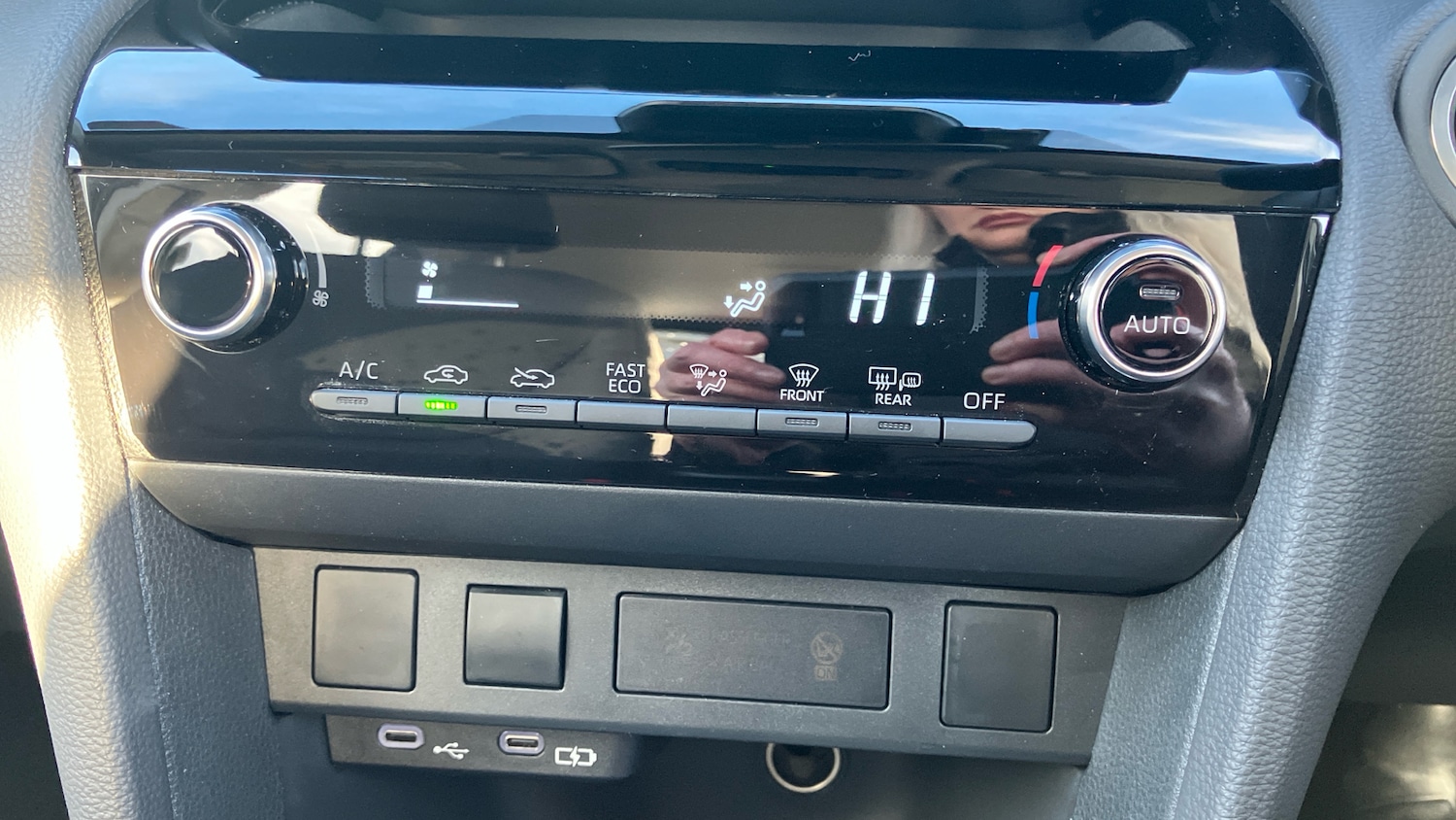 Used Toyota Yaris Cross 2025 for sale - 77288936: Photo 24