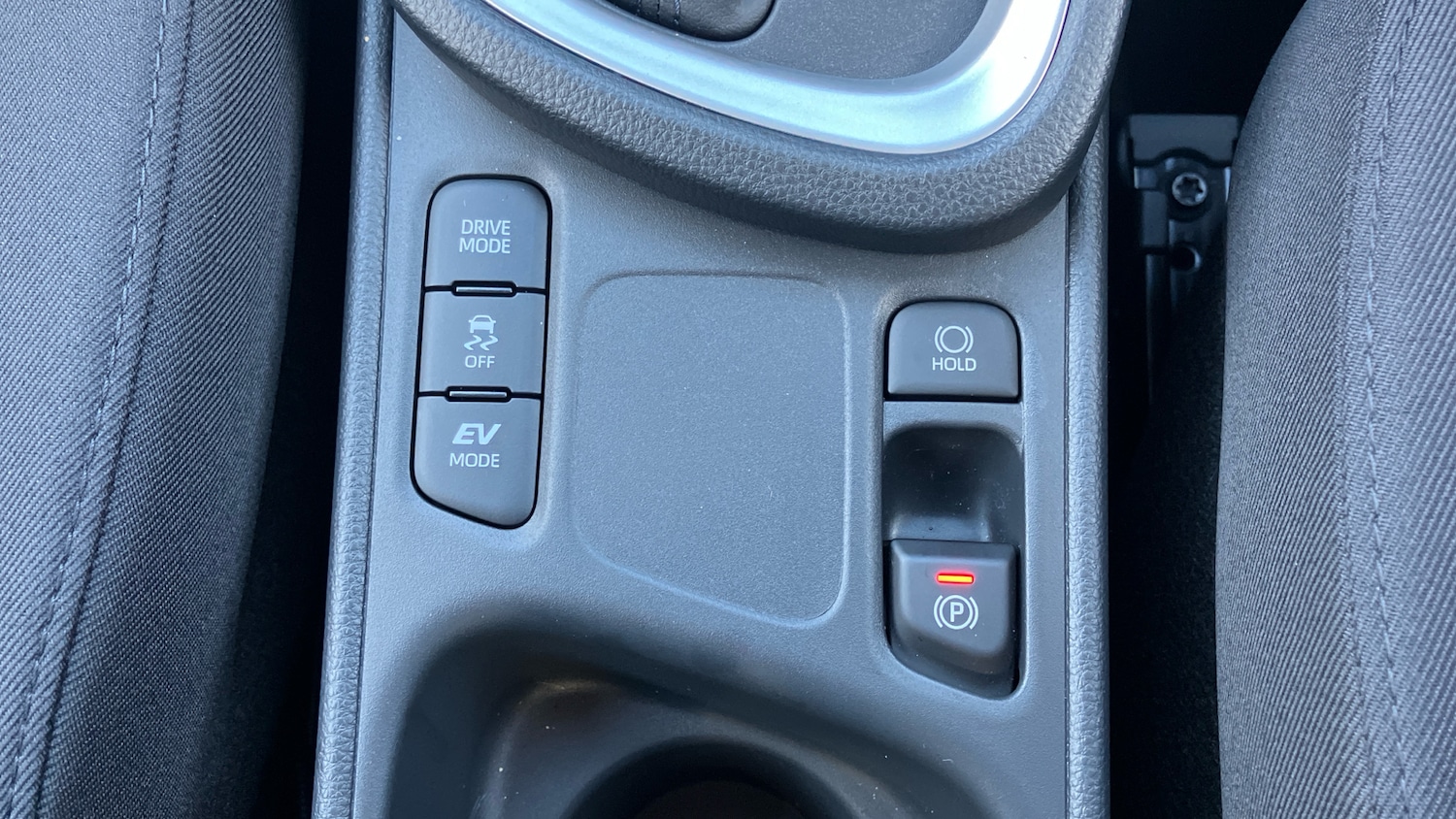 Used Toyota Yaris Cross 2025 for sale - 77288936: Photo 27