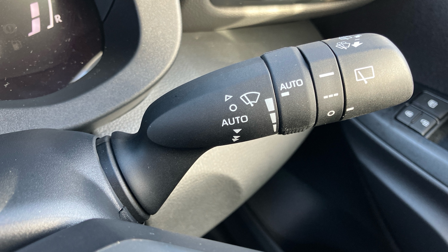 Used Toyota Yaris Cross 2025 for sale - 77288936: Photo 29