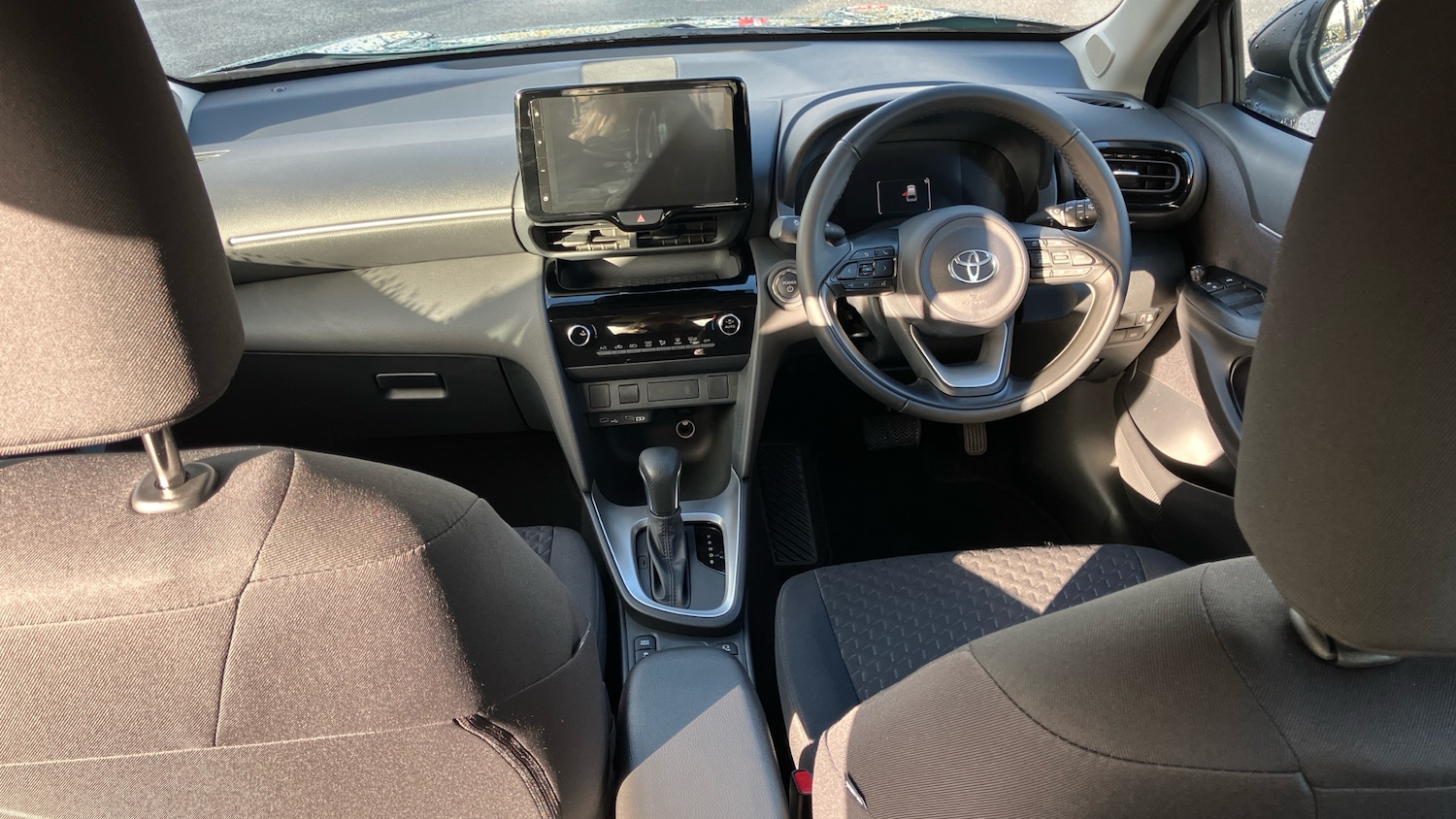 Used Toyota Yaris Cross 2025 for sale - 77288936: Photo 4